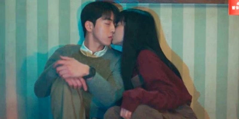 8 cảnh hôn đẹp huyền thoại và đáng nhớ nhất trong phim Hàn