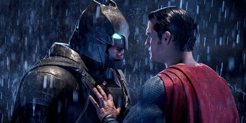 Những sự thật cực dị về Batman (P4): Coi Superman là siêu bạn thân?