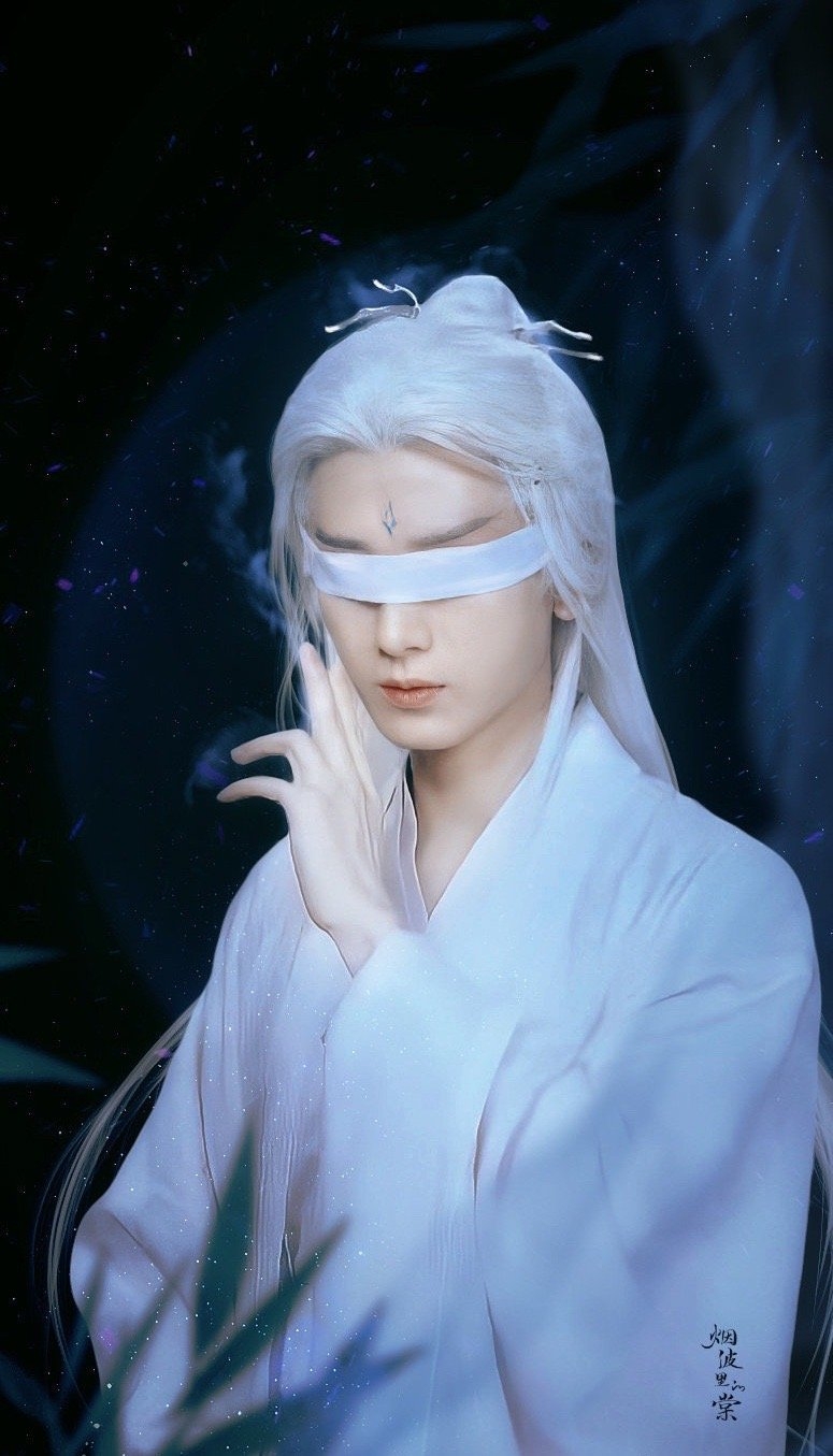 10 nam thần Cbiz đẹp ma mị với tóc trắng cổ trang Phùng Thiệu Phong như  tượng tạc Mã Thiên Vũ chuẩn thần tiên  Tinmoi
