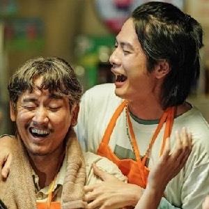 Nghề Siêu Dễ: Phim remake nhưng đậm hương vị Việt, phim cười muốn xỉu