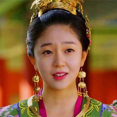 Baek Jin Hee của Hoàng Hậu Ki sau 9 năm: U40 mà trẻ như gái 18