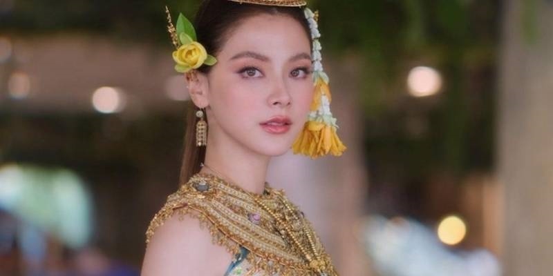 Loạt nữ thần Songkran của Tbiz đẹp nức nở khiến ai thấy cũng đứng hình