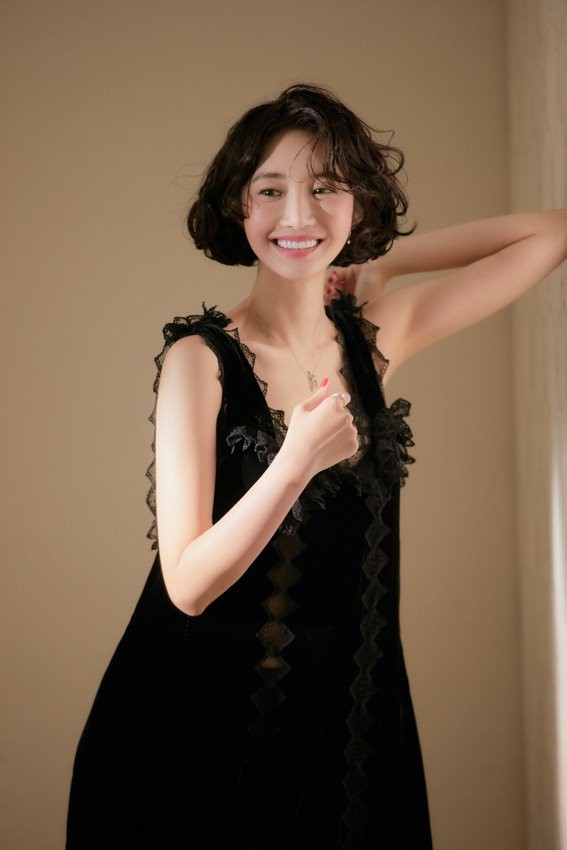 Go Joon Hee của She Was Pretty sau 7 năm: Visual đỉnh ăn đứt khi xưa