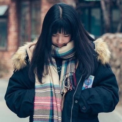 Thị hậu trẻ Baeksang: Kim Tae Ri chưa xuất thần bằng Moon Geun Young