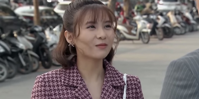 Chồng Cũ, Vợ Cũ, Người Yêu Cũ: Mai Anh tán tỉnh Vũ, bị Minh phát hiện