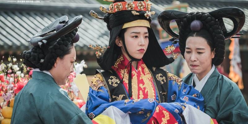 Mr. Queen và loạt phim Hàn về hôn nhân sắp đặt hấp dẫn nhất