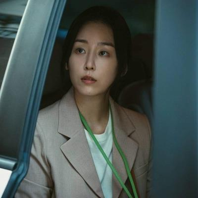 Nữ hoàng diễn xuất đánh chiếm mùa hè 2022 xứ Hàn gọi tên Seo Hyun Jin