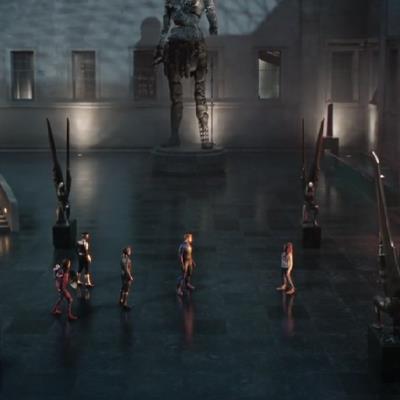 Các bức tượng đặt trong trụ sở Illuminati ở Doctor Strange 2 là ai?