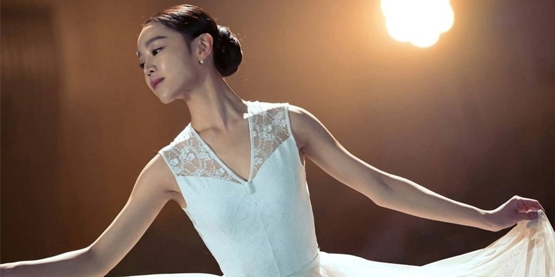 Sao Hàn học thêm các kỹ năng mới nhờ đóng phim: Song Kang múa ballet