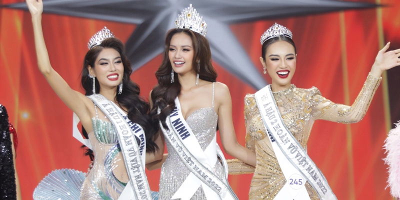 Top 3 Miss Universe Vietnam đọ sắc cực cháy từ bikini đến đầm dạ hội