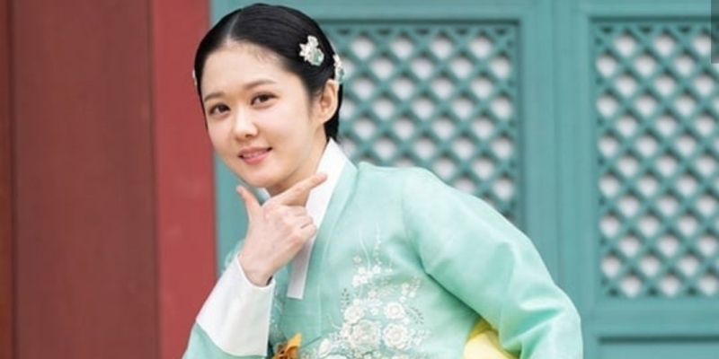 Những sao Hàn "đánh úp" công chúng với tin kết hôn bất ngờ