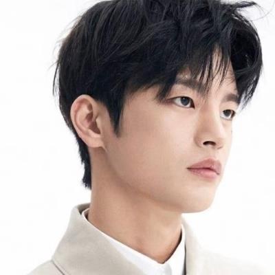 Seo In Guk của Café Minamdang: Hát hay diễn giỏi, lên từ nghèo khó