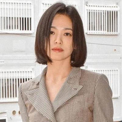 Đọ thần sắc của Song Hye Kyo mỗi lần tham gia Fashion Week quốc tế