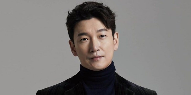 Jo Seung Woo: "Tình đầu" của Son Ye Jin, sự nghiệp thành công vang dội