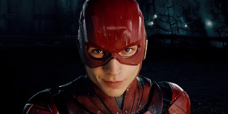 Lời xin lỗi muộn màng của Ezra Miller có thể cứu được The Flash