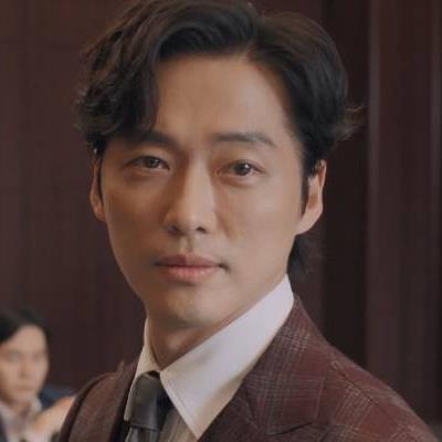 Phim Hàn 25/9: One Dollar Lawyer - The Golden Spoon cạnh tranh cực gắt