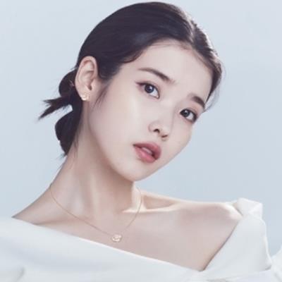 Những idol đại diện các tiêu chuẩn sắc đẹp xứ Hàn: IU ngây thơ