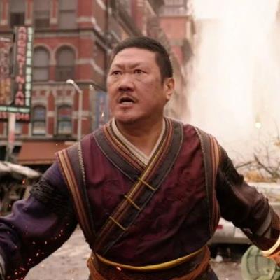 Từ nay hãy gọi Wong là ông hoàng cameo mới của MCU