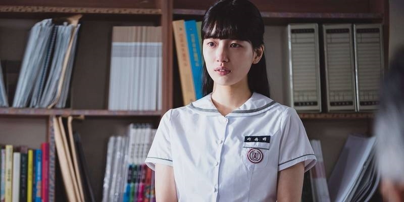 5 mỹ nhân khoe vẻ trẻ trung khi mặc đồng phục trong phim Hàn 2022