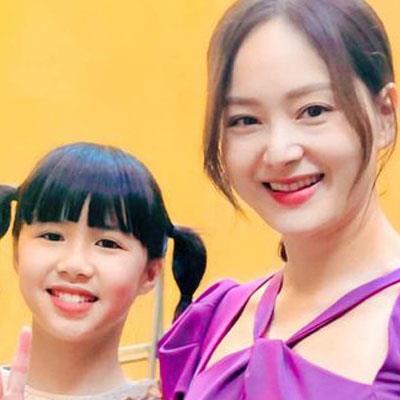 Hồng Diễm, Lan Phương lên chức mẹ, nhường "sân" cho thế hệ mới VTV