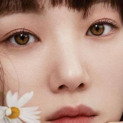 Loạt sao Hàn sở hữu đôi mắt có màu đẹp và hiếm, ngắm là mê ly