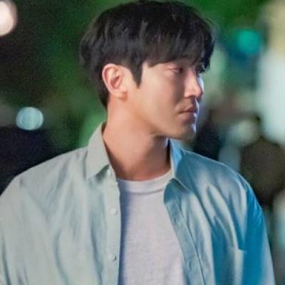Phim Hàn 7/10: Bad Prosecutor và Love Is For Suckers đều tăng rating