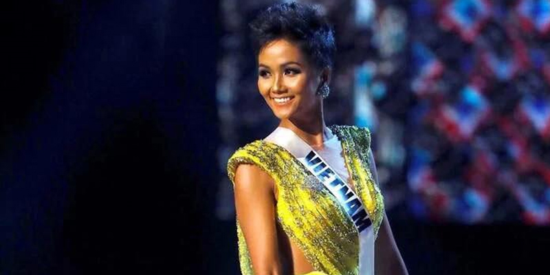 H’Hen Niê bất ngờ được chủ tịch Miss Universe gọi là Á hậu 3