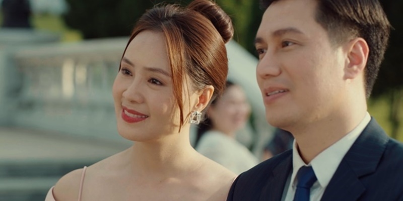 Hồng Diễm - mỹ nhân có số "mọc sừng" của màn ảnh Việt 