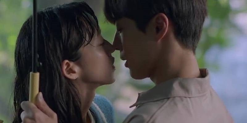 Loạt phim Hàn sao thế này: Hết phát triển dở hơi lại kết thúc trời ơi