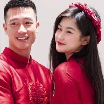 Tình yêu bền lâu của cầu thủ Việt: Huy Hùng yêu tới 8 năm