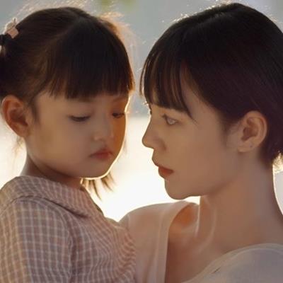 Những bà mẹ đơn thân ấn tượng của màn ảnh Việt: Quỳnh Kool còn bỡ ngỡ