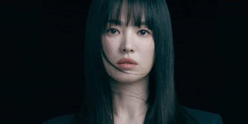 Mỹ nhân Hàn nên để tóc mái hay không: Song Hye Kyo cân hết các kiểu