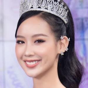 Phản ứng của hoa hậu Bảo Ngọc và dàn sao Việt khi bị gọi nhầm tên