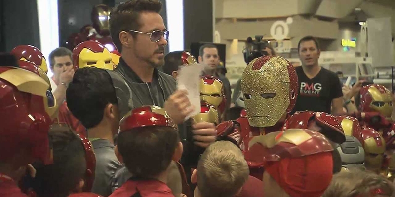 Sẽ ra sao khi Iron Man dự Fan Meeting?