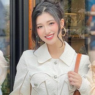 Phương Nhi và dàn "thần tiên tỷ tỷ" của showbiz Việt