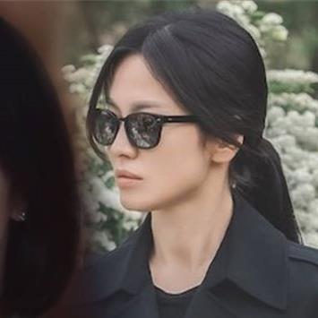 Song Hye Kyo trong The Glory: Style giản dị mà "đắt xắt ra miếng"