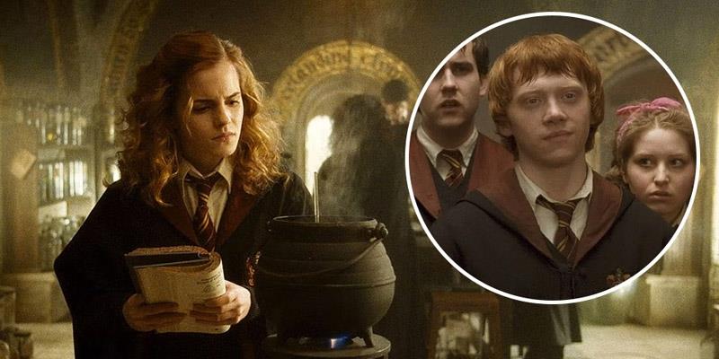 Thật ra Hermione đã "cảm nắng" Ron Weasley từ lâu
