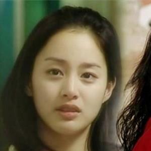 Sao Hàn có ảnh thời trẻ gây sốt cõi mạng: Song Hye Kyo đẹp bất biến