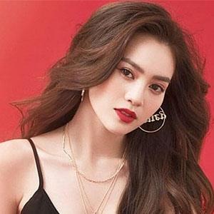 Lâm Vỹ Dạ và dàn sao Việt bị đụng vào nỗi đau tuổi tác trên show