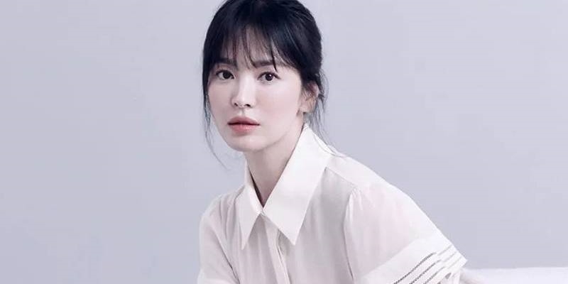 6 ngọc nữ Hàn thập niên 2000: Song Hye Kyo "đen tình đỏ sự nghiệp"