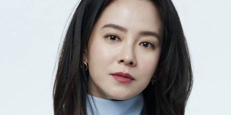 Song Ji Hyo: Quá khứ từng bị đóng băng, qua 40 dính nạn bị quỵt lương