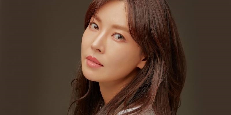 Kim So Yeon: "Ác nữ quốc dân" nổi tiếng tốt bụng, đời tư viên mãn