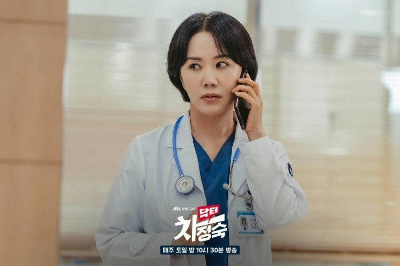 So s nh hai b phim y khoa ang g y b o Doctor Cha v Dr. Romantic 3