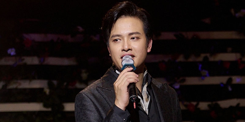 Ca sĩ Vũ Khánh Dương để lại dấu ấn trong minishow đầu tay “Biết Ơn” 